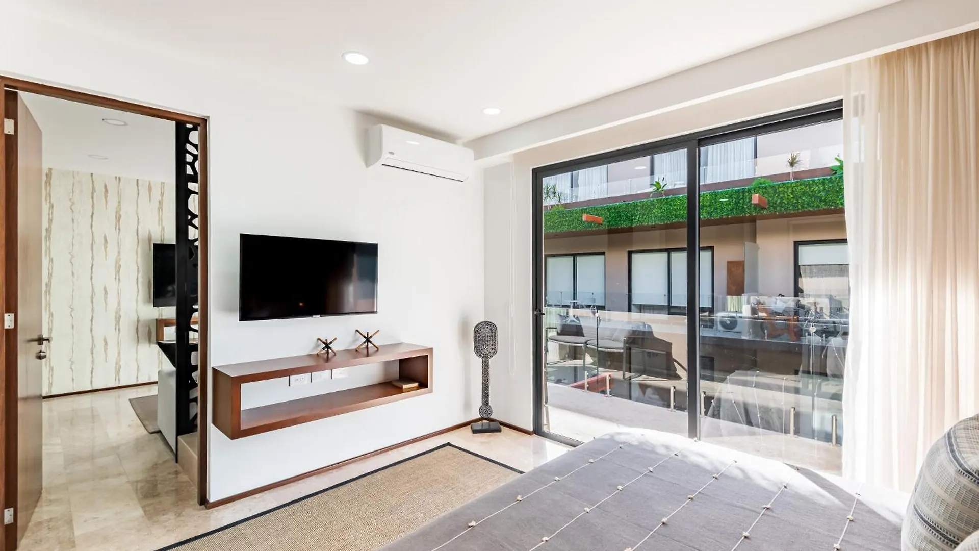 Tulum City Apartments At Menesse Тулум