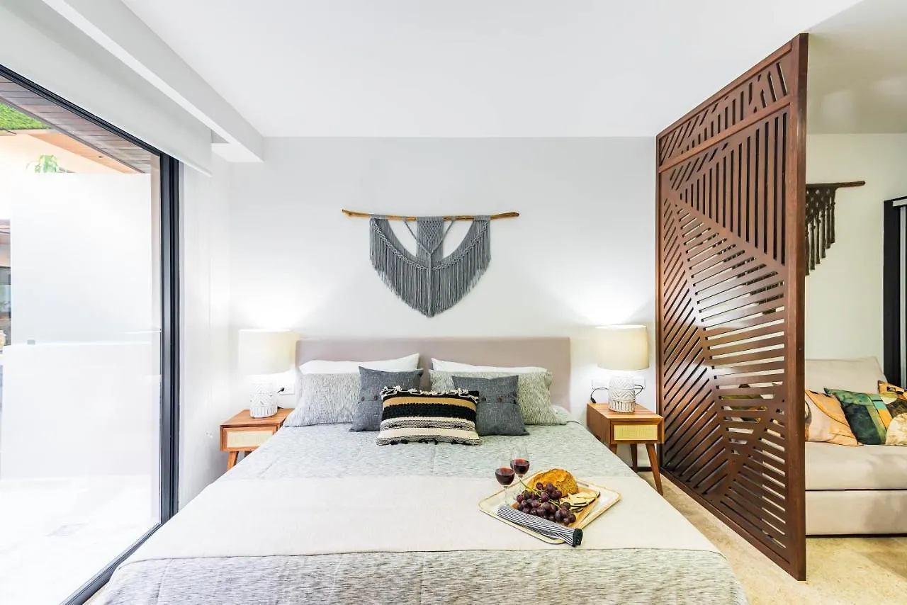 Tulum City Apartments At Menesse Tulum