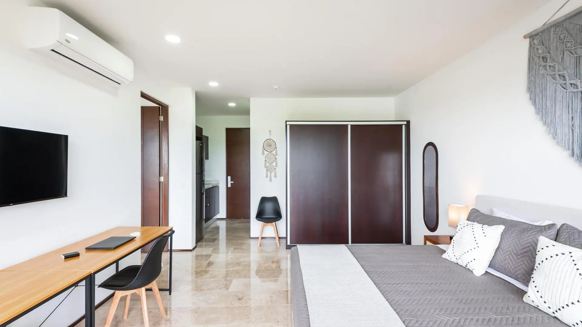 Tulum City Apartments At Menesse Tulum