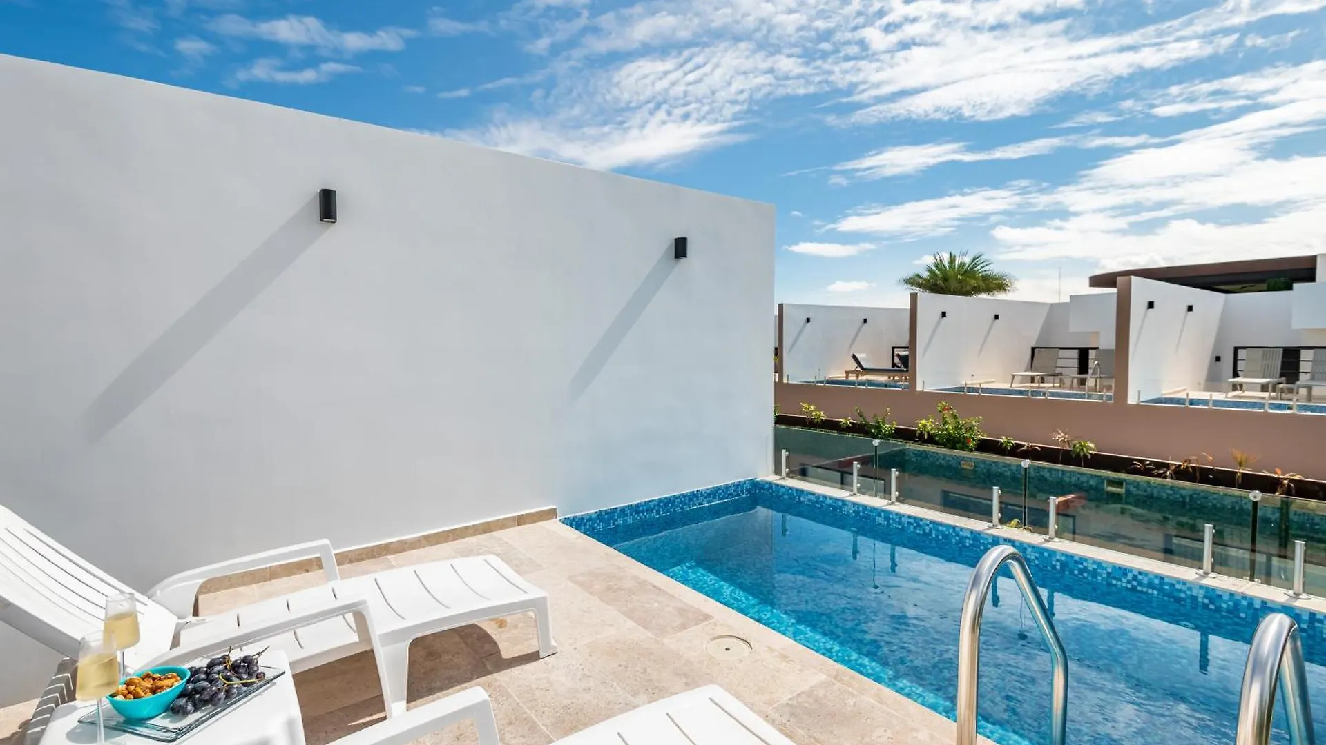 Tulum City Apartments At Menesse Tulum