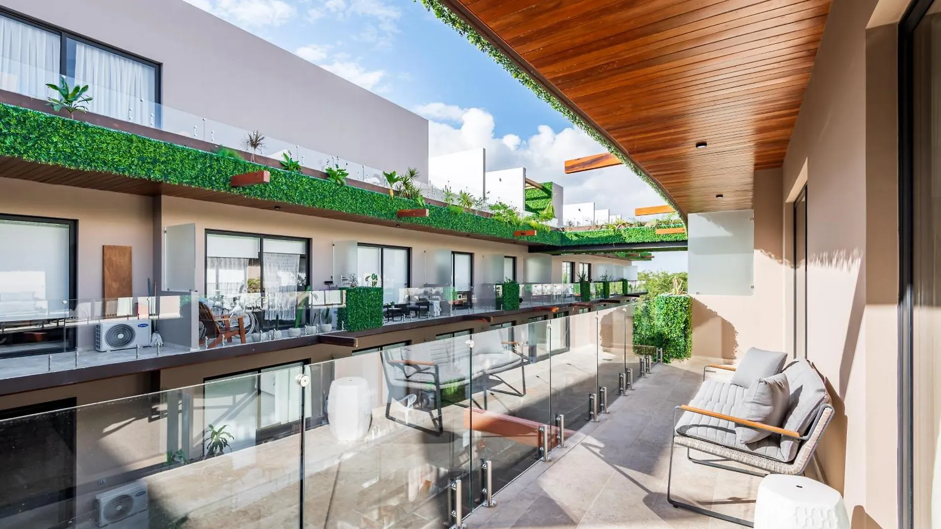 Tulum City Apartments At Menesse Tulum