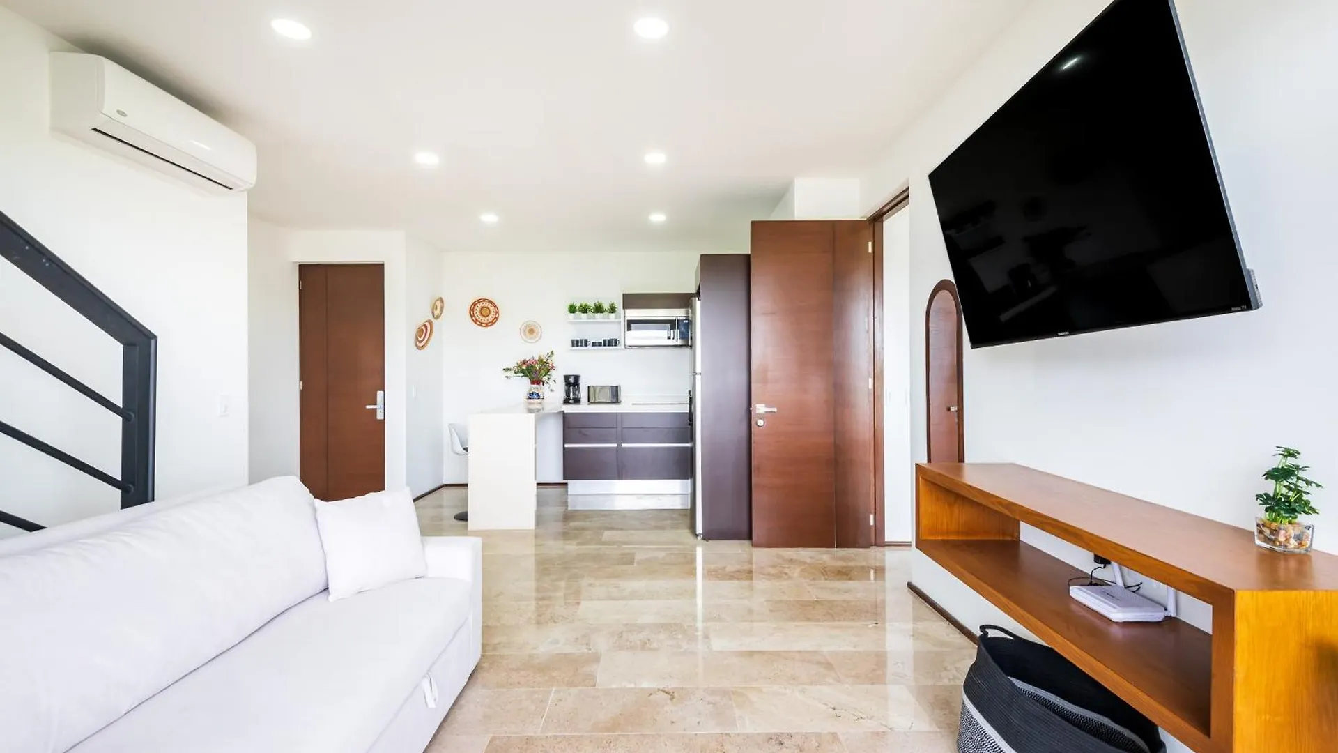 Tulum City Apartments At Menesse Tulum