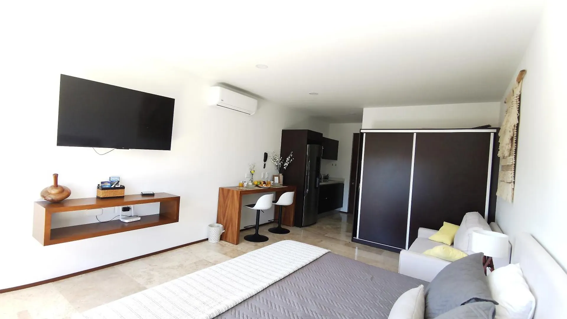 Tulum City Apartments At Menesse Tulum