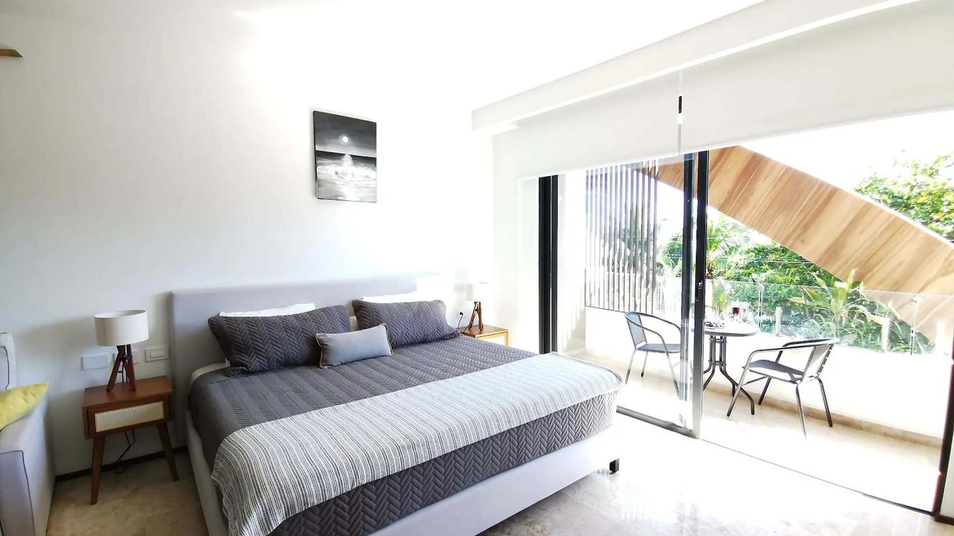 Tulum City Apartments At Menesse Tulum