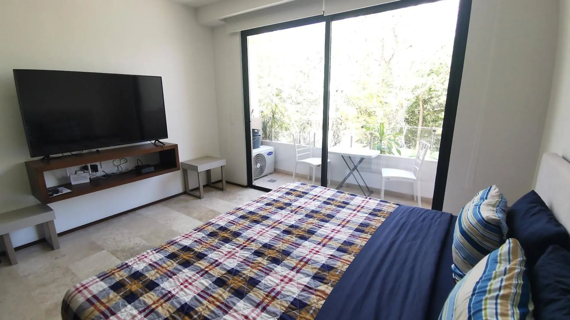 Tulum City Apartments At Menesse Tulum