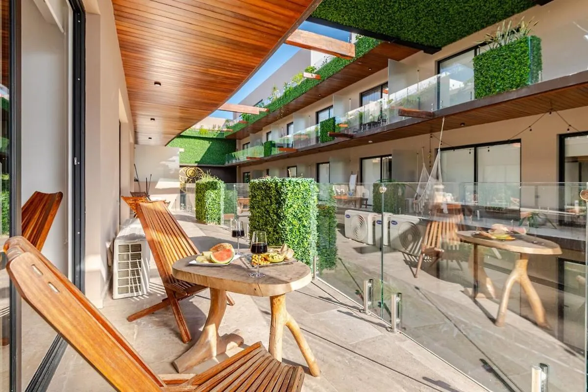 Tulum City Apartments At Menesse トゥルム