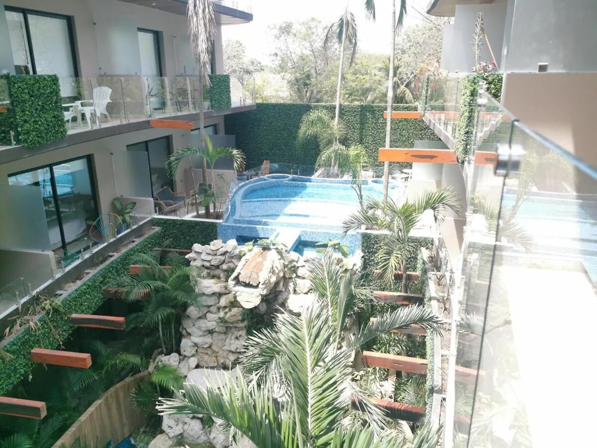 Tulum City Apartments At Menesse トゥルム