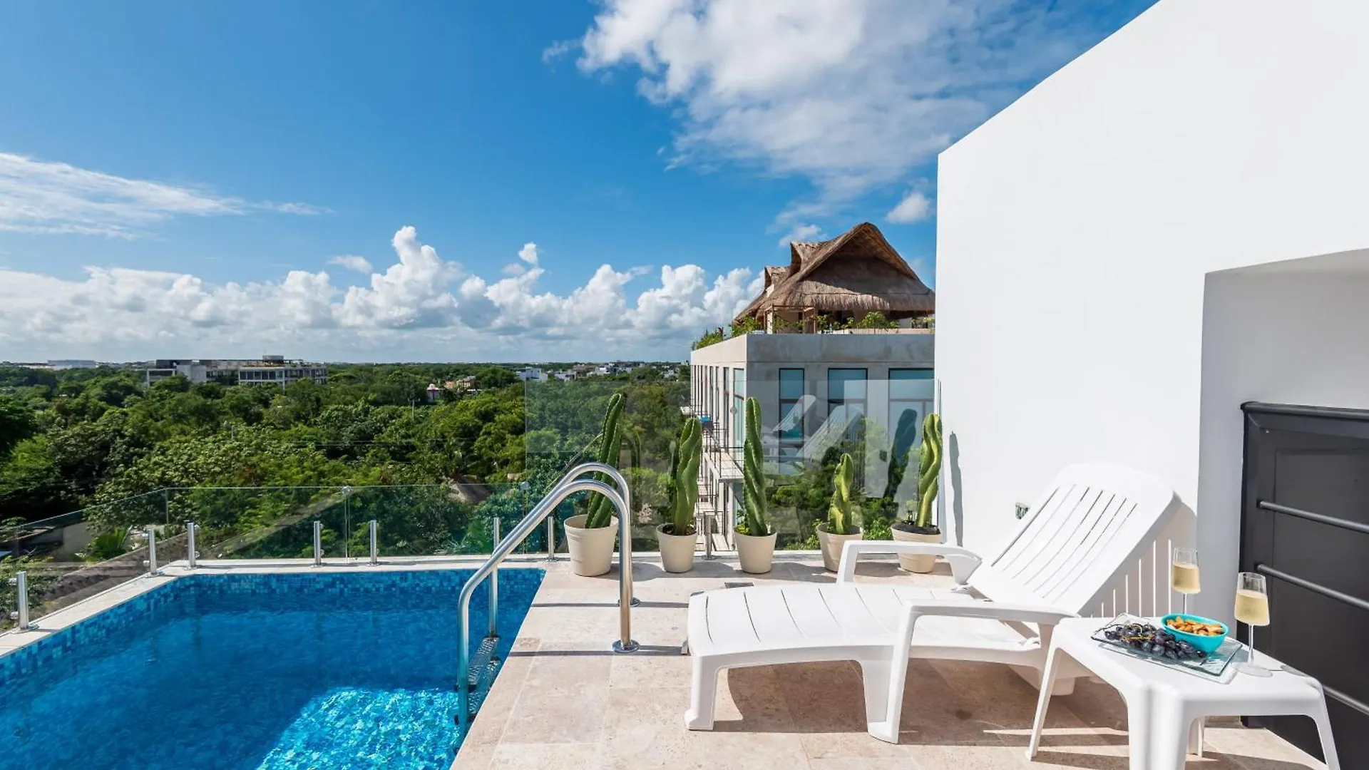Tulum City Apartments At Menesse トゥルム