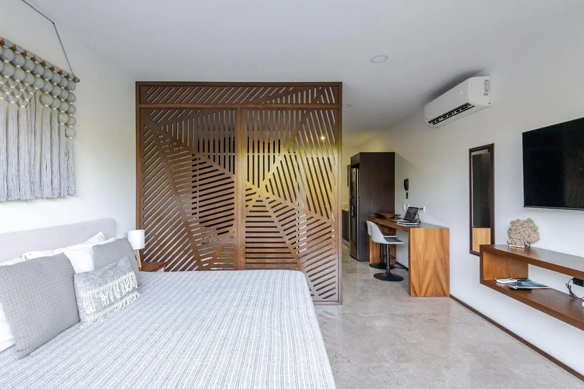 Tulum City Apartments At Menesse トゥルム