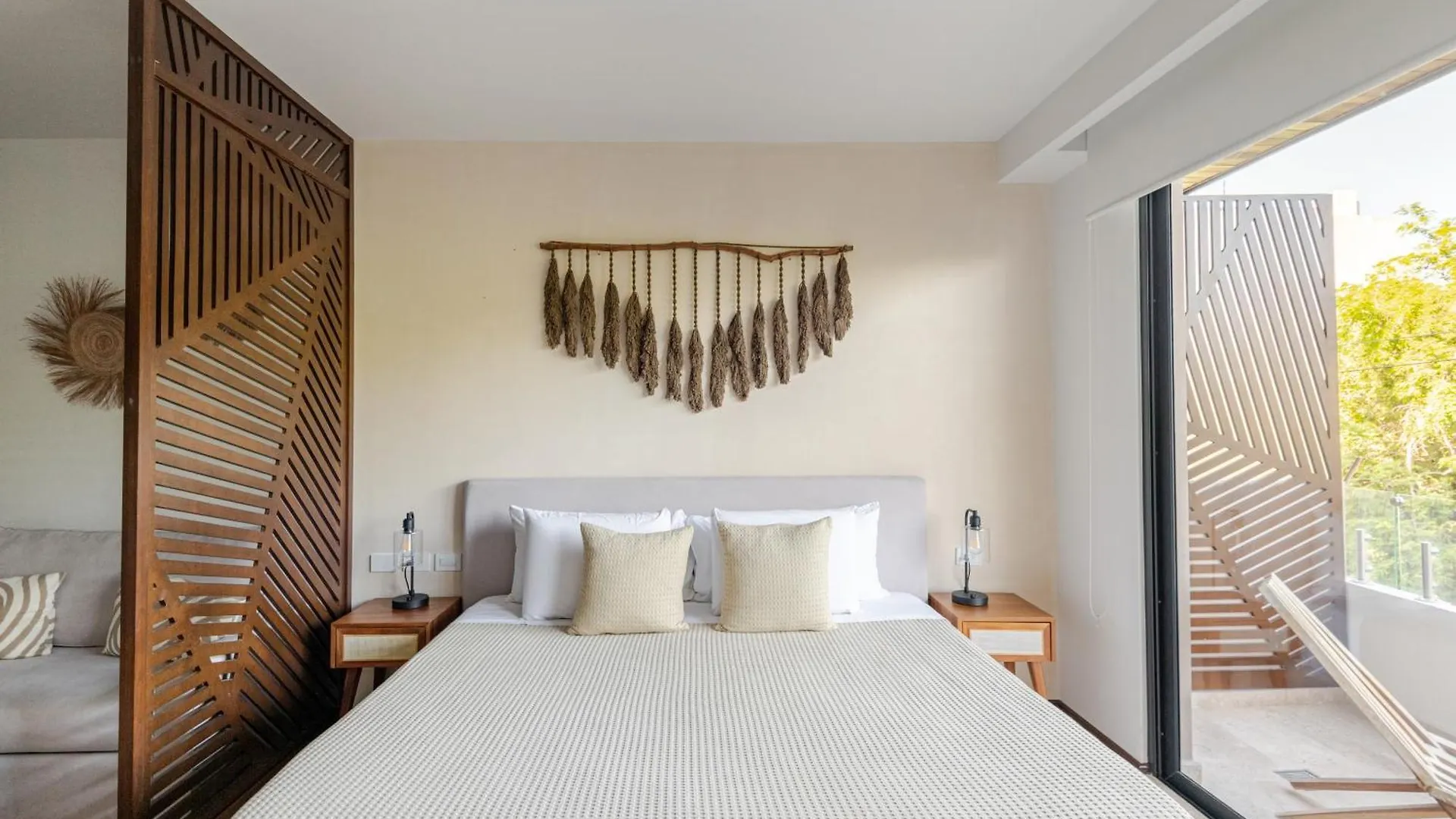 Tulum City Apartments At Menesse トゥルム